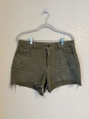 Universal Distressed Denim Cutoff Shorts